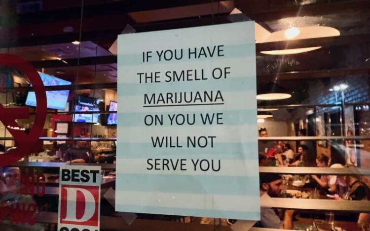 Dallas Restaurant Refuses Service to Customers with Marijuana Odor