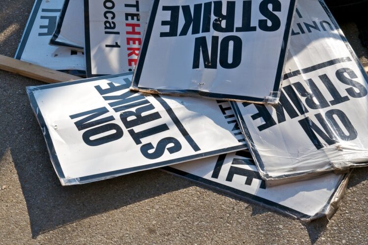 Workers Launch Strike at Curaleaf Arizona Dispensary