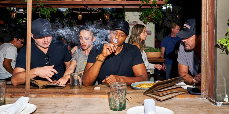 California Legalizes On-Site Cannabis Consumption Lounges